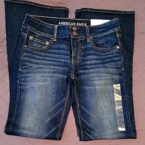 NWT American Eagle Artist Jeans Size 10